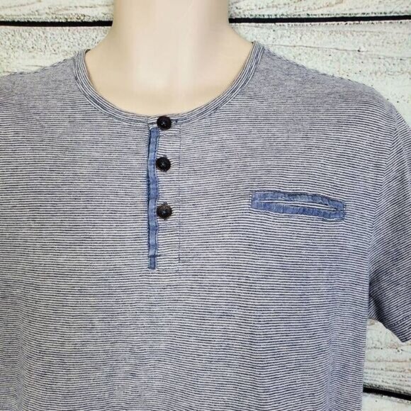 Outpost Makers Men’s L Blue Striped Short Sleeve Henley Casual Shirt - Picture 2 of 7